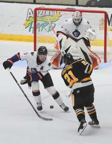 Urdahl Scores Twice, Gauthier Records 20 Saves in 4-0 Win
